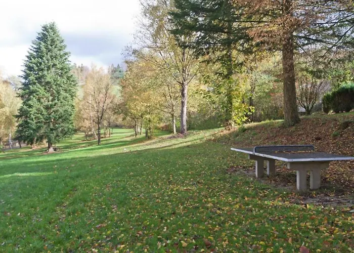 Furnished With Peaceful Neighbourhood 펜션 *